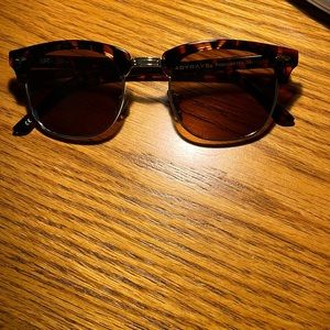 Men’s Shady Rays sunglasses